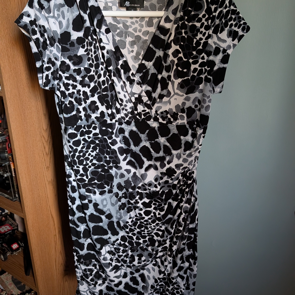 AB Studio Monochrome Animal Print Midi Dress